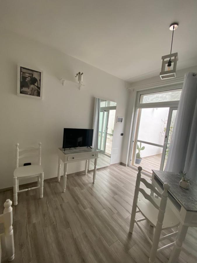 Bed and Breakfast La Casa Di Nina Lecce Exterior foto